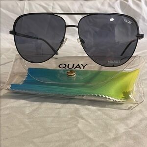 Quay Australia High Key Blk/Smk Polarized Sunglasses